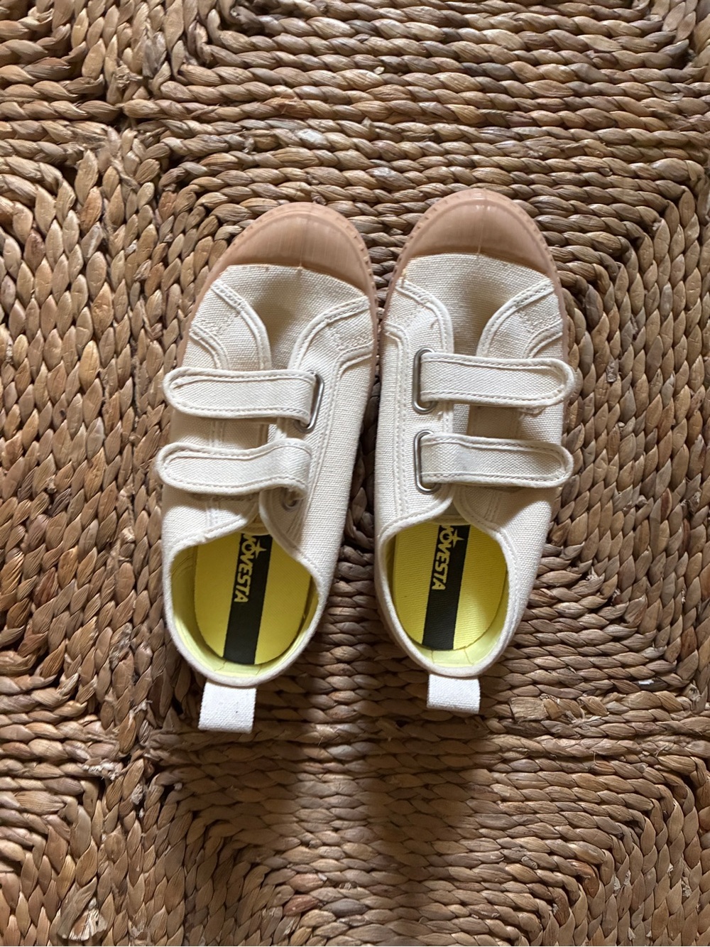 New Novato canvas Velcro sneakers